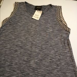 NWT Cute Sleeveless Top in Navy with Braid Accents Size Small